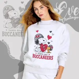 snoopy love tampa bay buccaneers sweatshirt