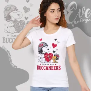 snoopy love tampa bay buccaneers women t shirt