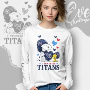 snoopy love tennessee titans long sleeve tee